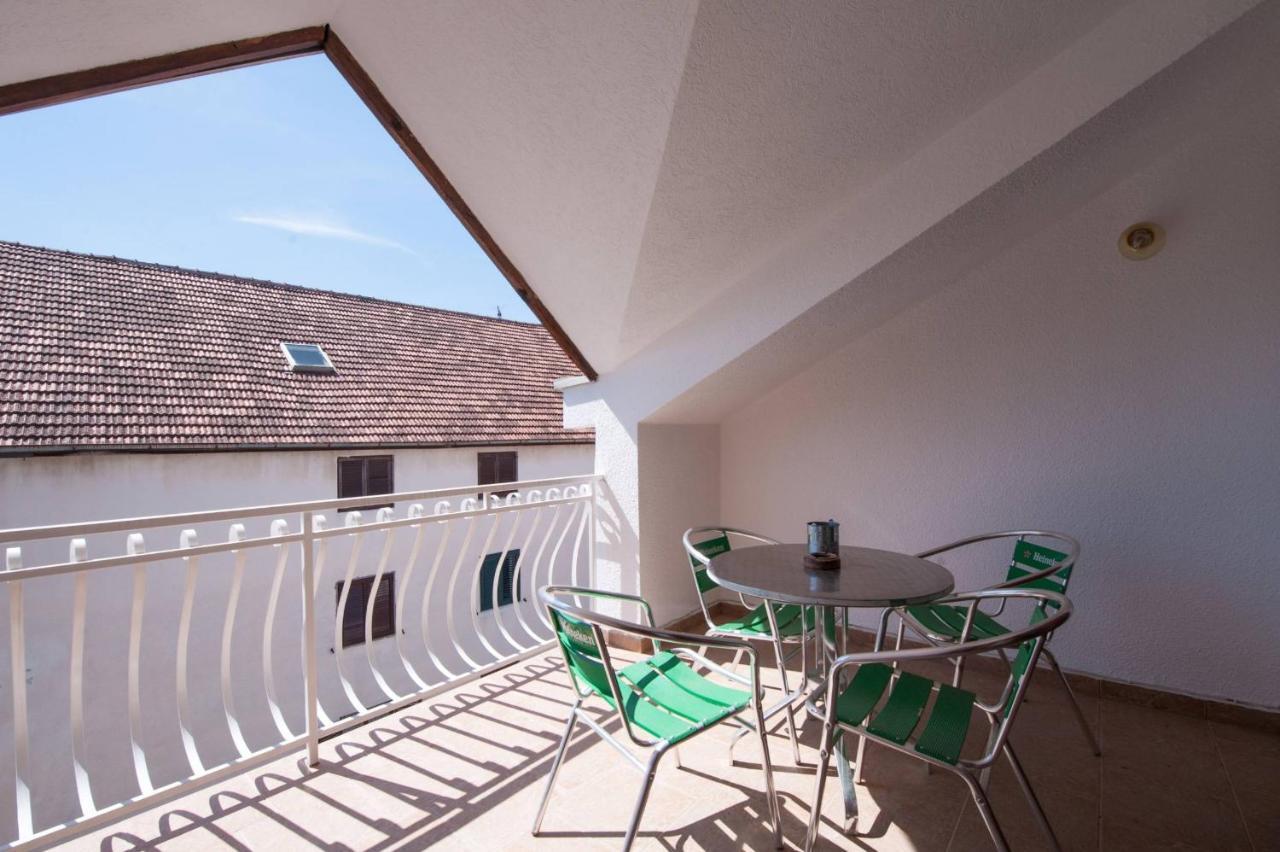 Wukovic Apartments Tivat Exterior foto